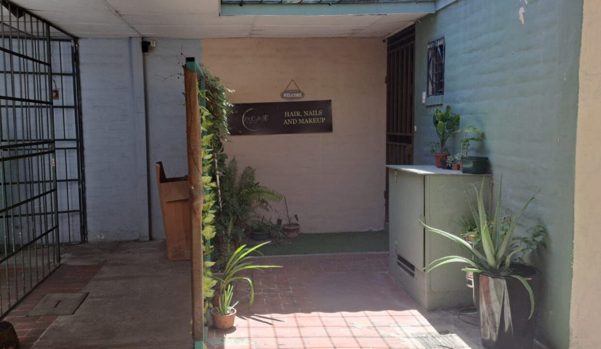 f5bfad96-5d7d-45e6-b6f8-3560eacfdc86